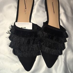 Black Fringed Closed Toe Slippers